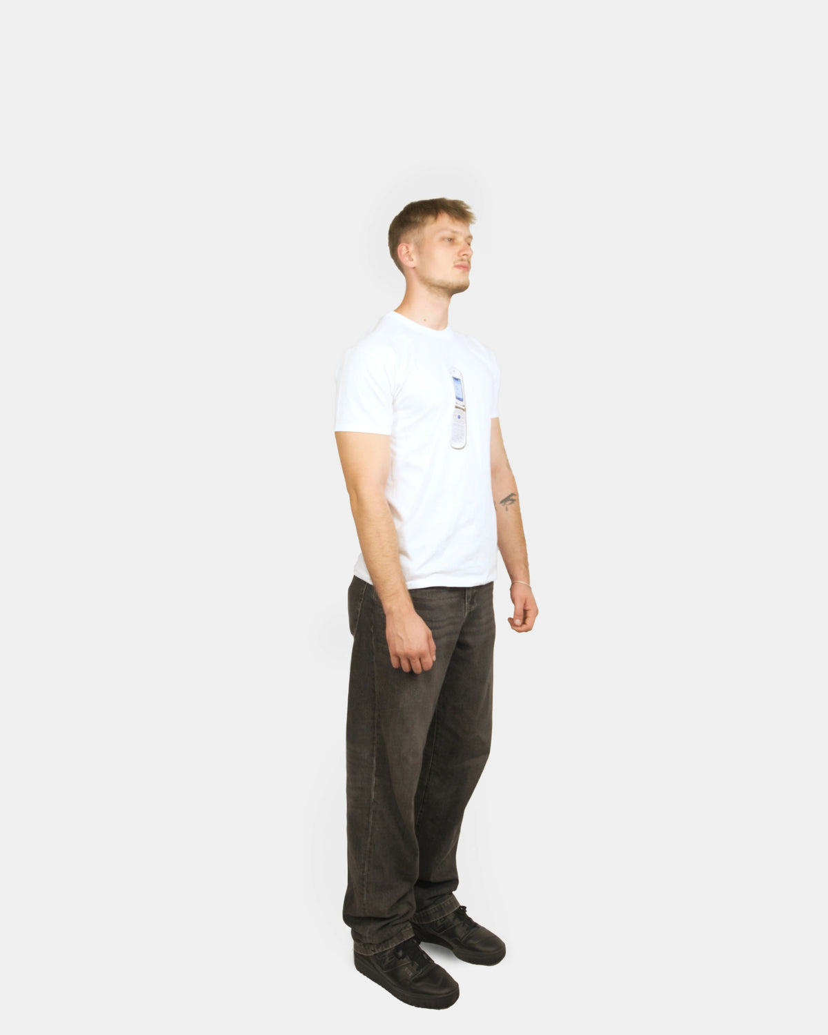 [Weiß] [3]